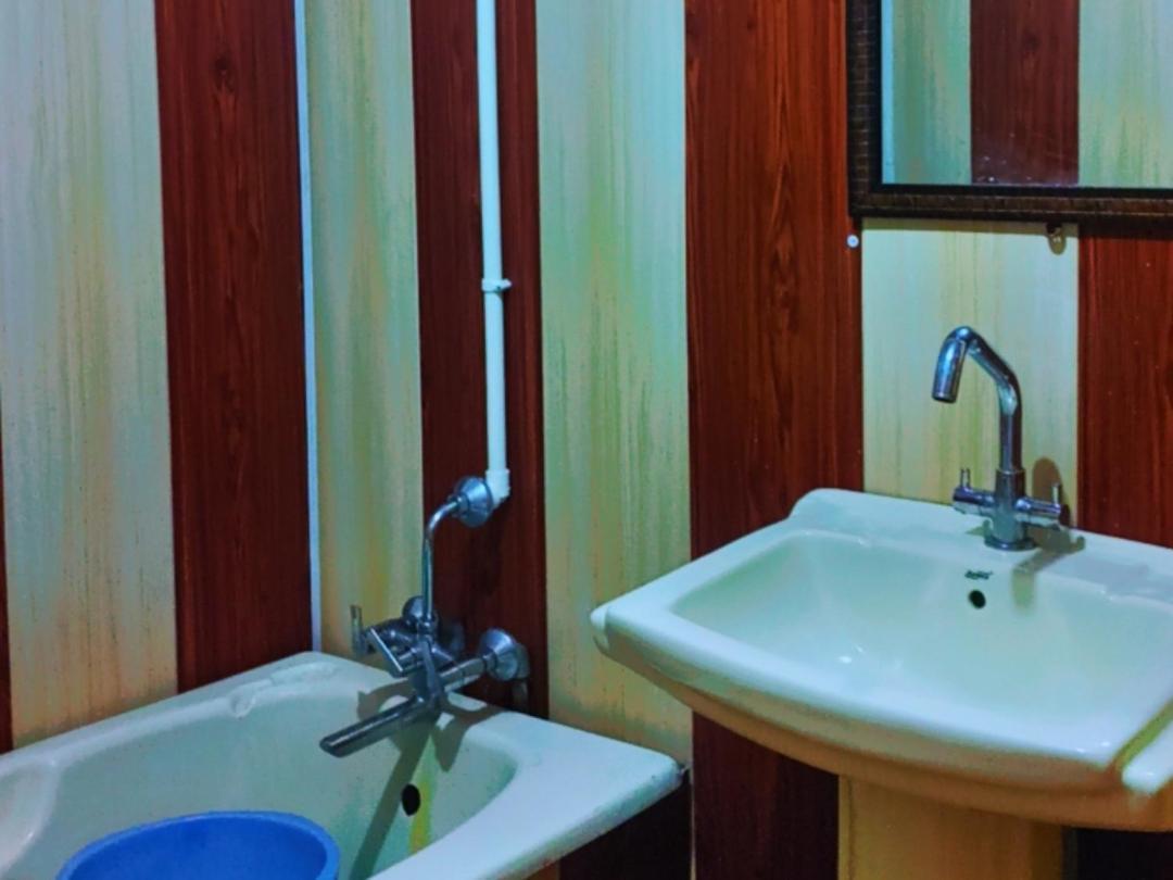 New Lakes Crown Group Of Houseboats ศรีนาการ์ ห้อง รูปภาพ